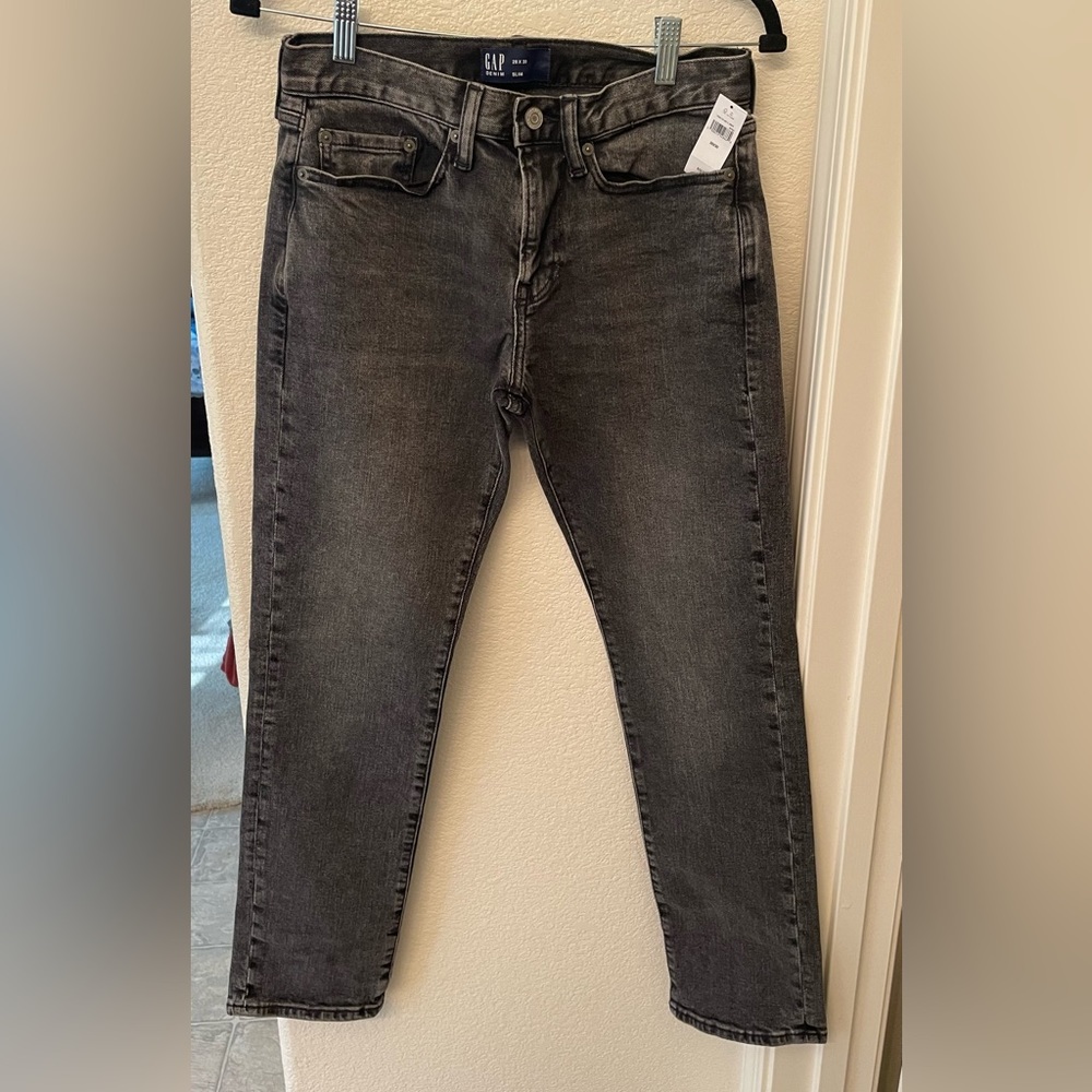 NEW Men’s GAP dark washed black denim jeans 28x30
